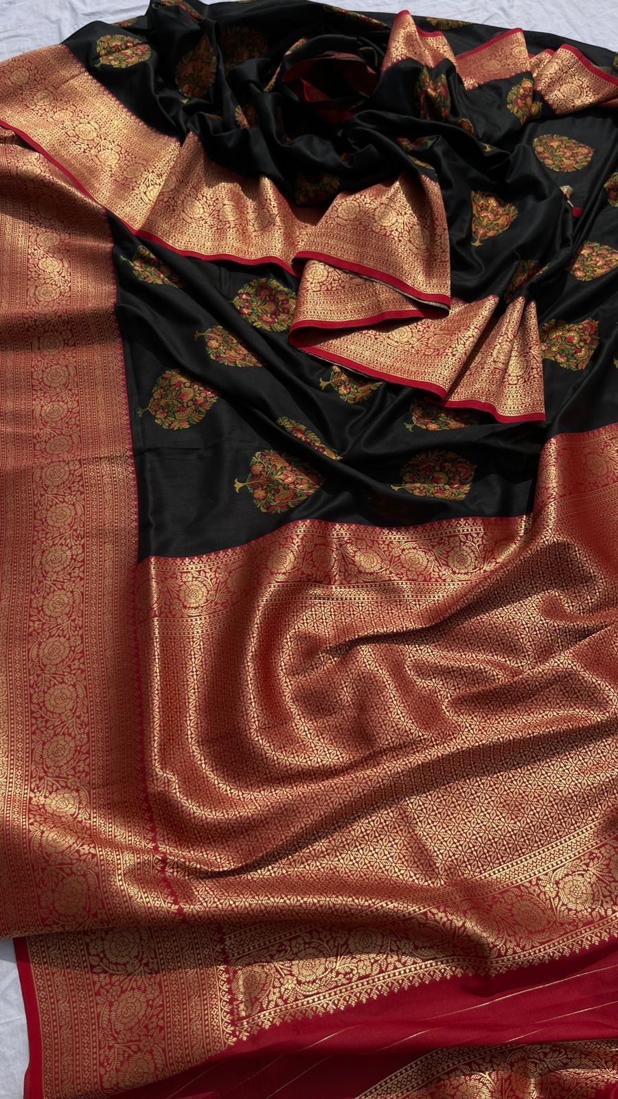 Meena banarasi weaving - Anvitha Collections