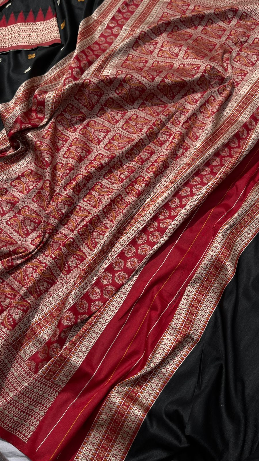 Meena banarasi weaving - Anvitha Collections