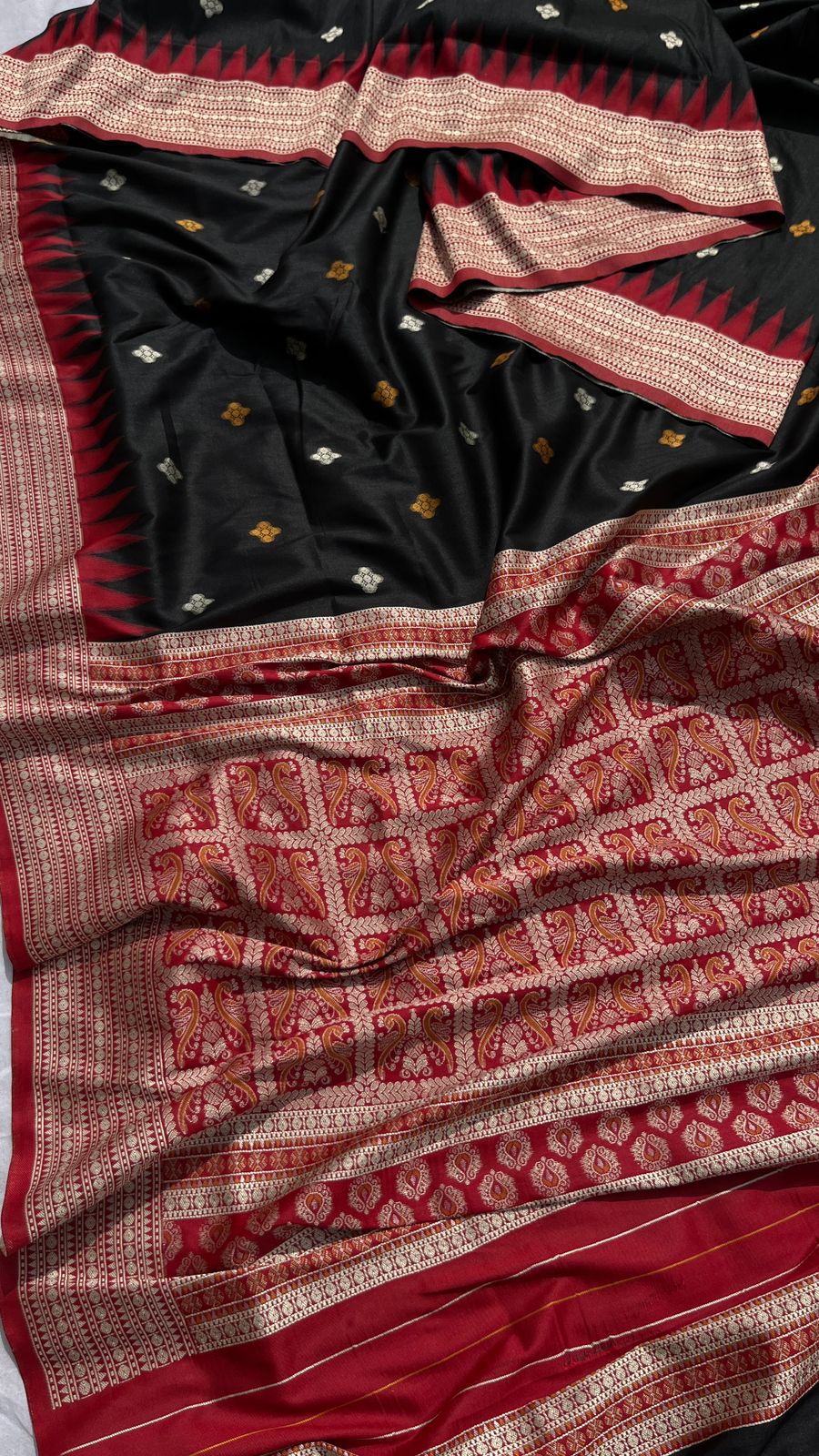 Meena banarasi weaving - Anvitha Collections