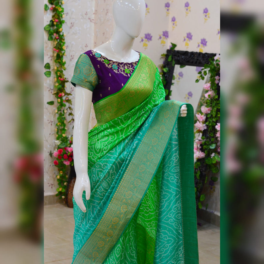 Munga Raw Silk Bandhini Saree - Anvitha Collections