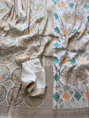 bandhani weaving - Anvitha Collections