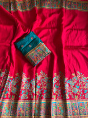 exquisite pashmina weaving