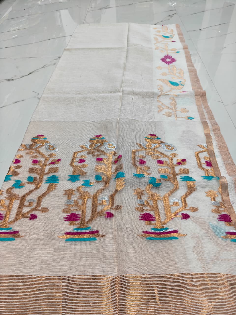 Pure linen Jamdhani saree