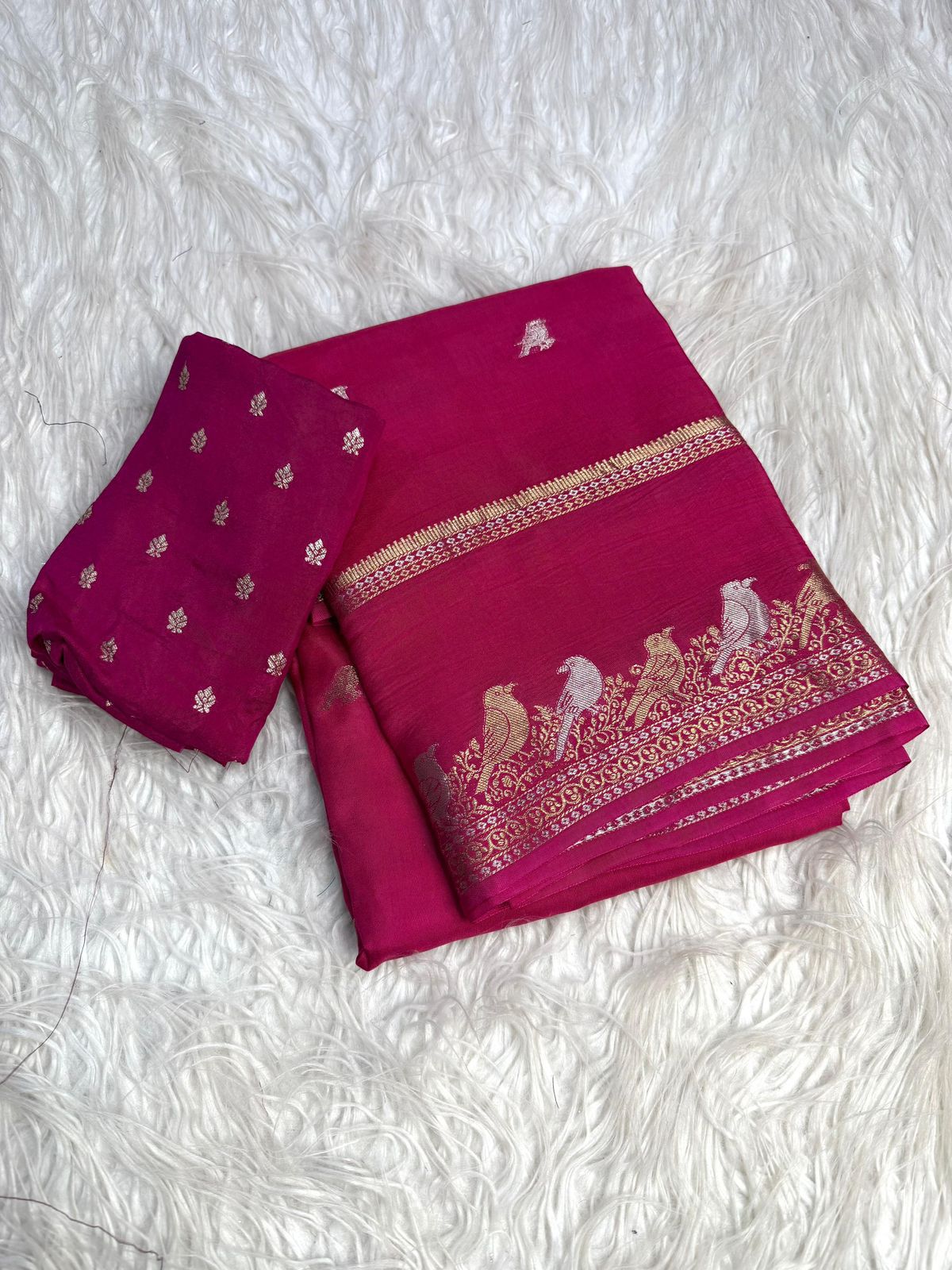 double zari parrot motifs