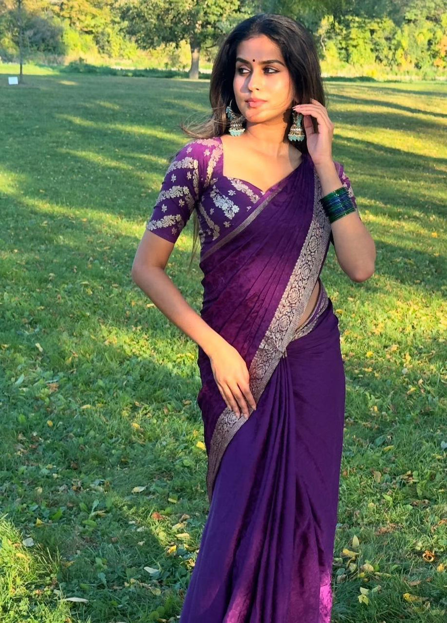 Elegant viscose chinon saree