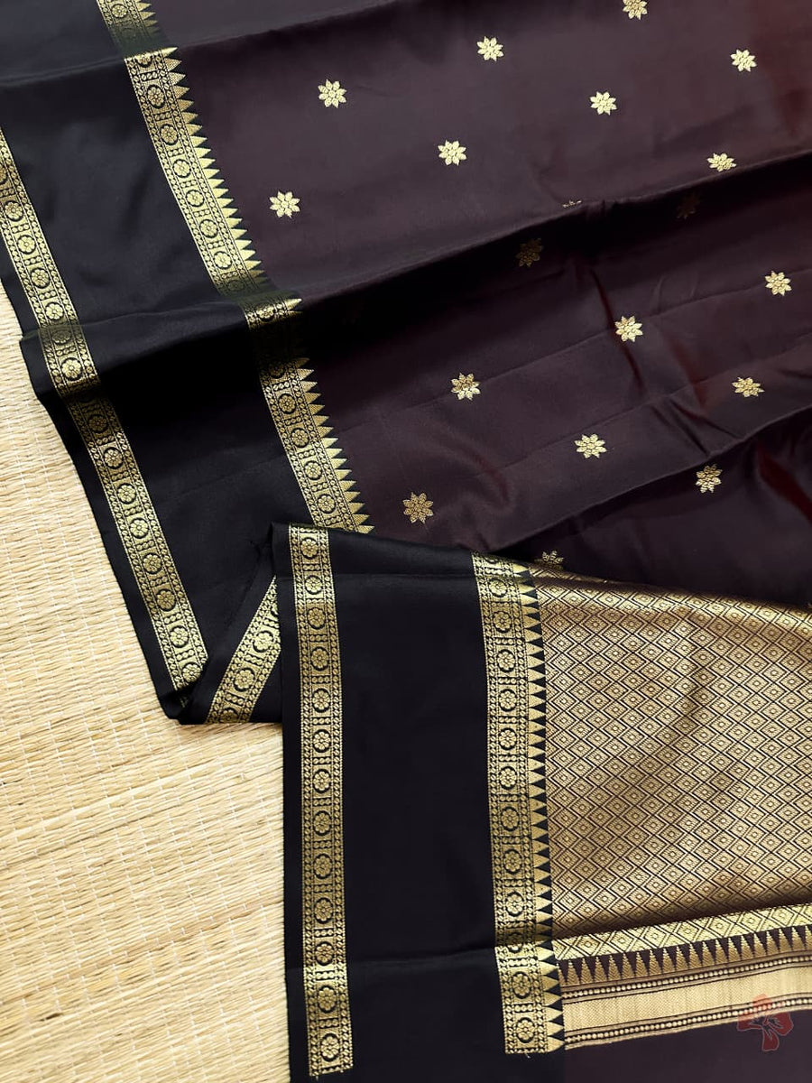Gadwal semi-soft silk saree