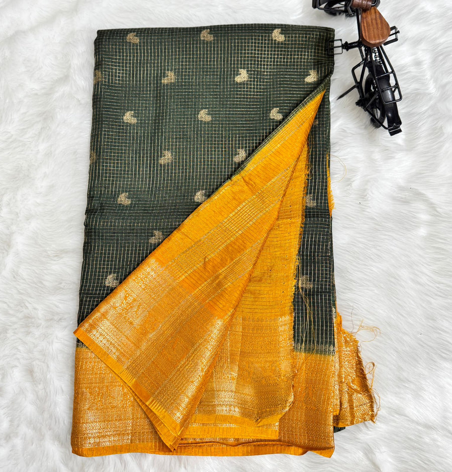 Vintage Semi Gadwal sarees