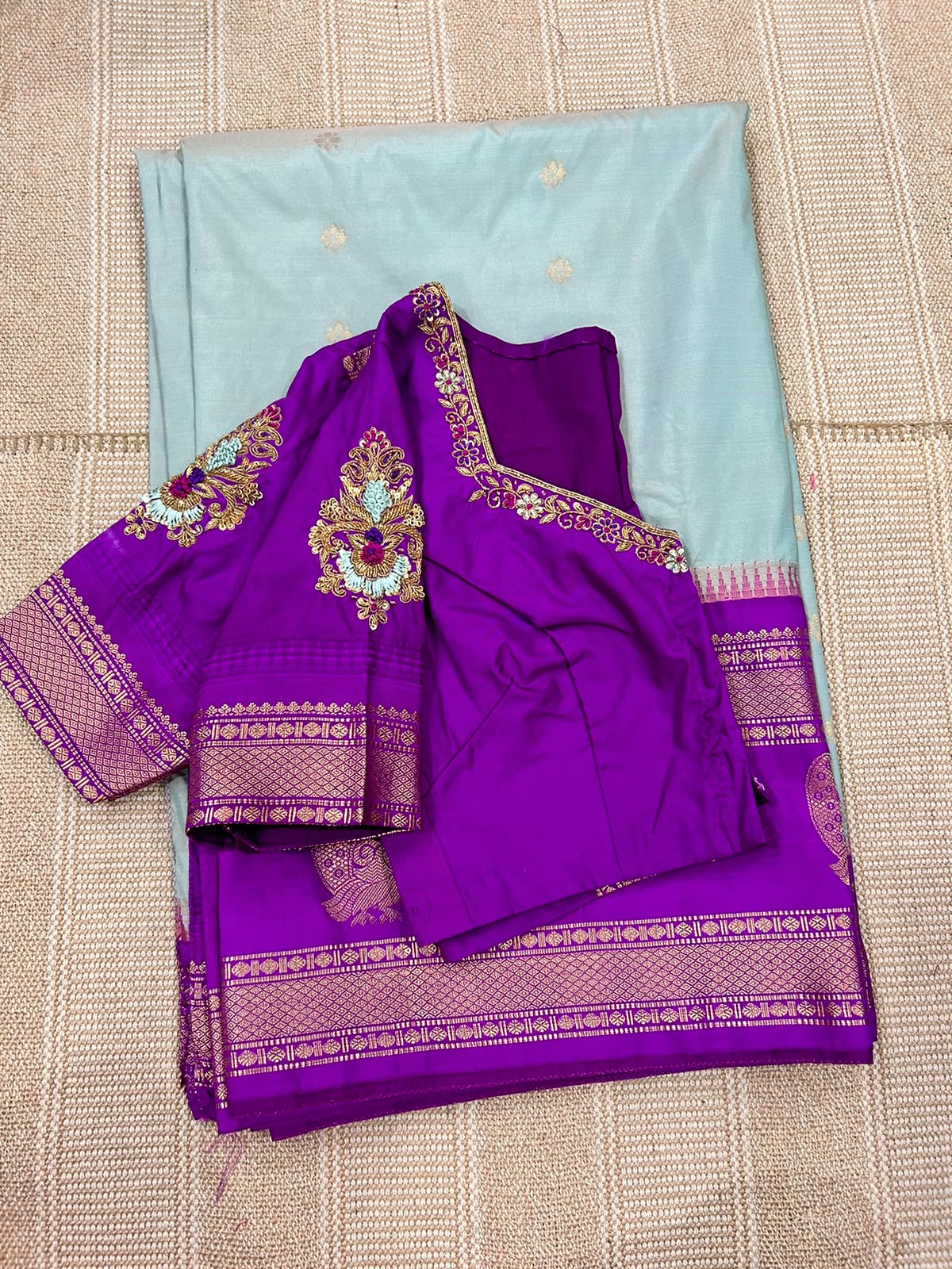 Premium semi gadwal saree