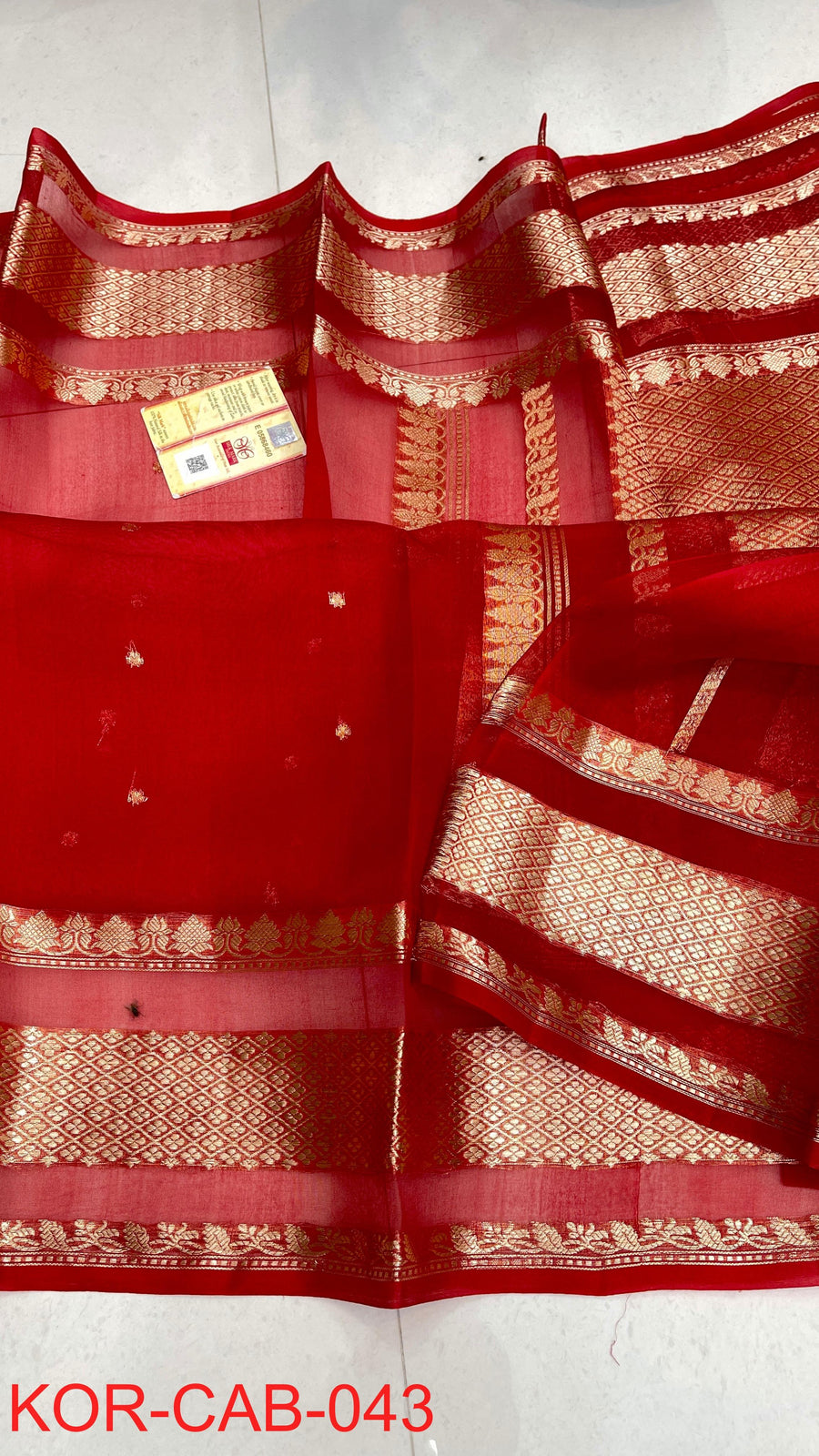 Kora Banarasi Saree crafted in pure silk