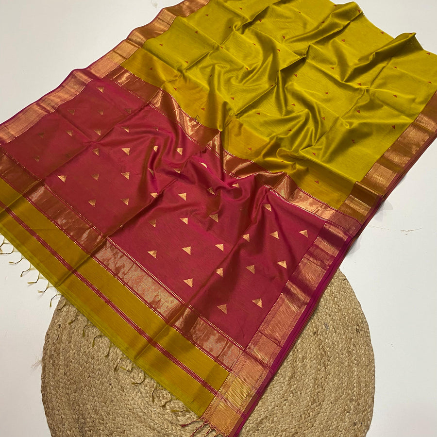 Pure Maheshwari handloom triangle butta saree