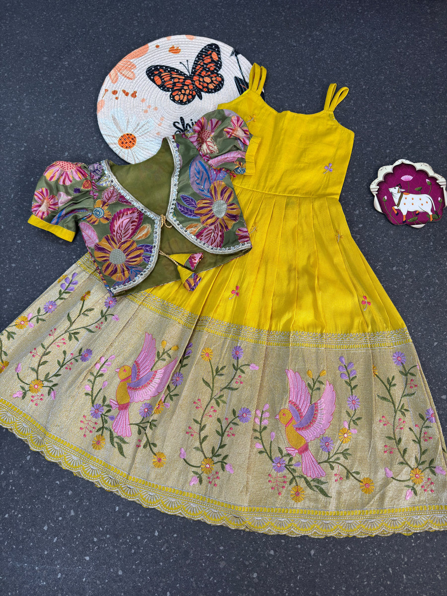 Position Printed &amp; Embroidered Gown for kids