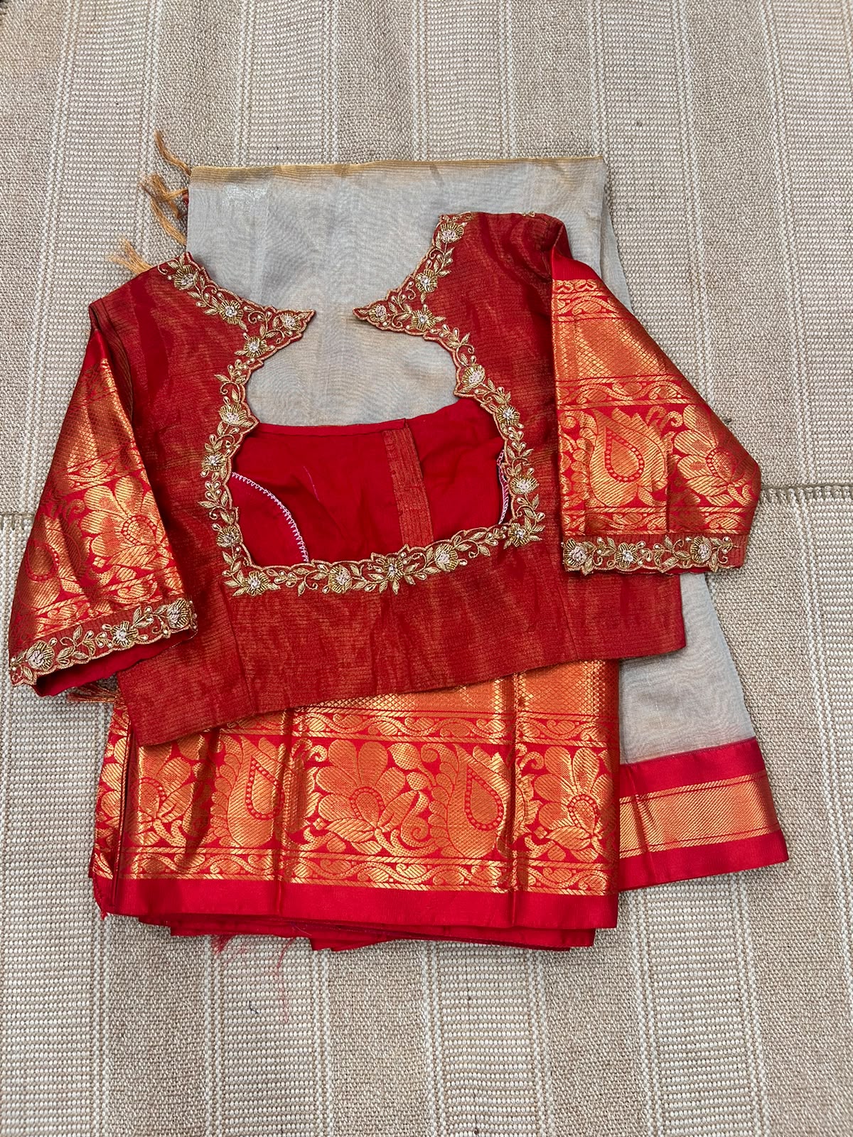 pure mangalgiri tissue saree