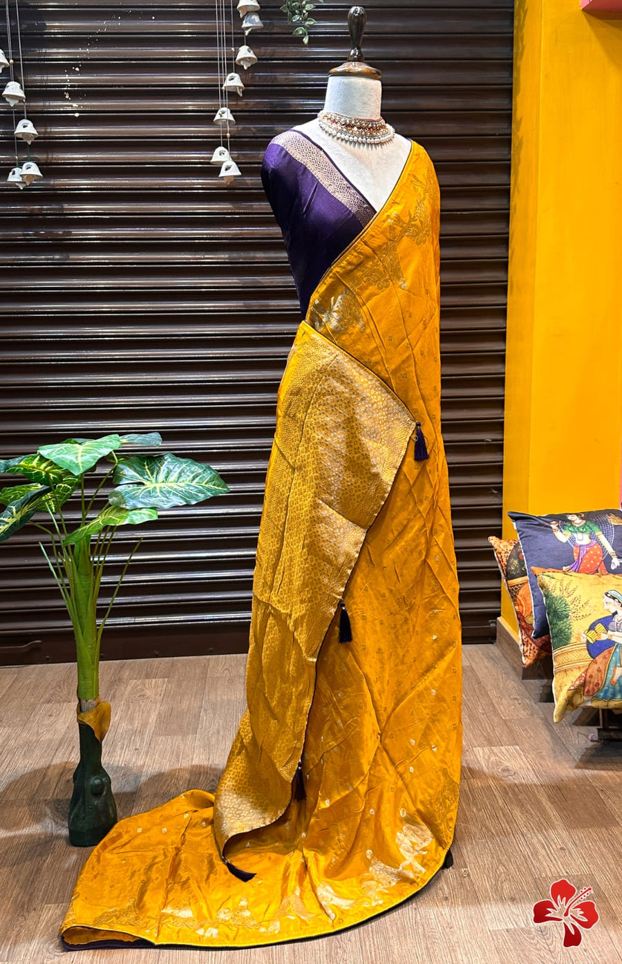 Pure viscose crepe moonga silk saree